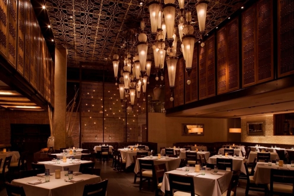 LAVO-LV-Dining-lo-res--2796x2308-_54_990x660_201404240818.jpg